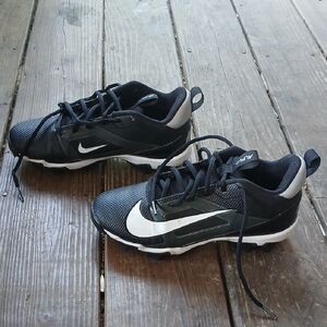 Nike Kids Black and White Cleats